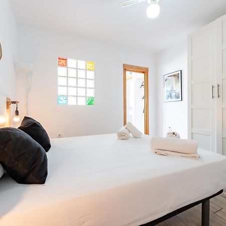 Bhost - Roca Castle Apartment Torremolinos Bagian luar foto