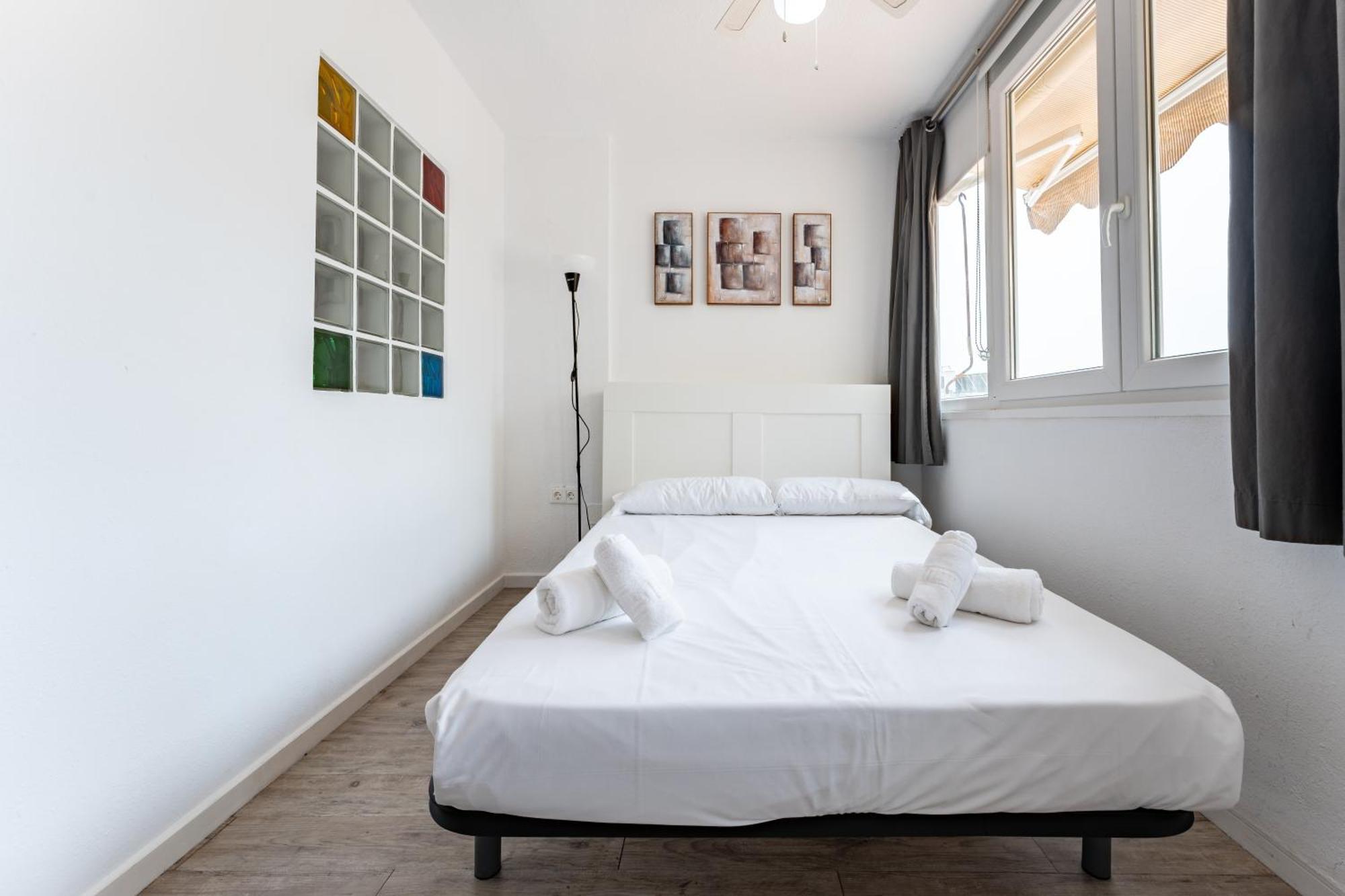 Bhost - Roca Castle Apartment Torremolinos Bagian luar foto